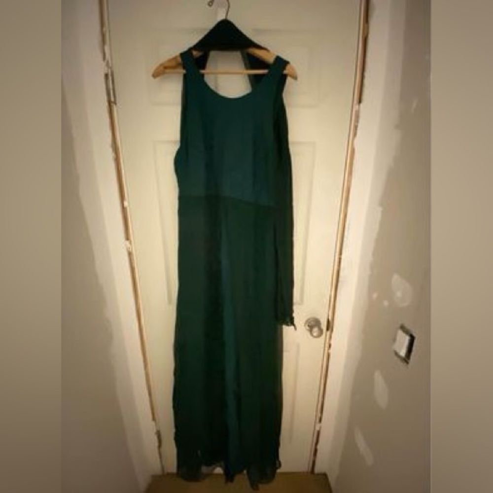 Vintage Gown Emerald Green dress size 15/16 possibly prom dress